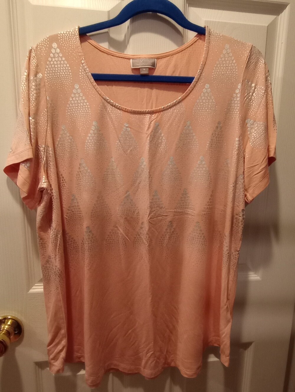 JM Collection Peach Top with Metallic Dot Pattern